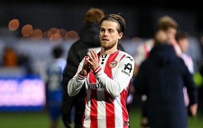 "Brentford, Tek Golle Macclesfield'ı Geçti: FA Cup'ta Sonraki Tura Hazır!"