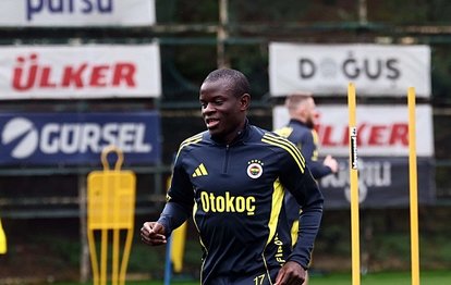 "Fenerbahçe, UEFA Avrupa Ligi'nde Nottingham Forest'a Karşı Çeyrek Finale Yürüyor!"